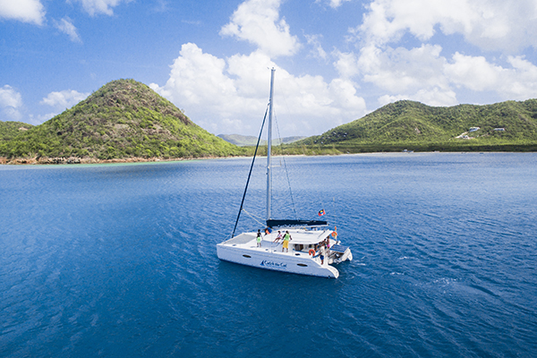 Sailing around Antigua